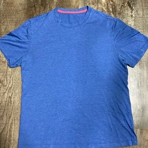 Lululemon Athletica TShirt